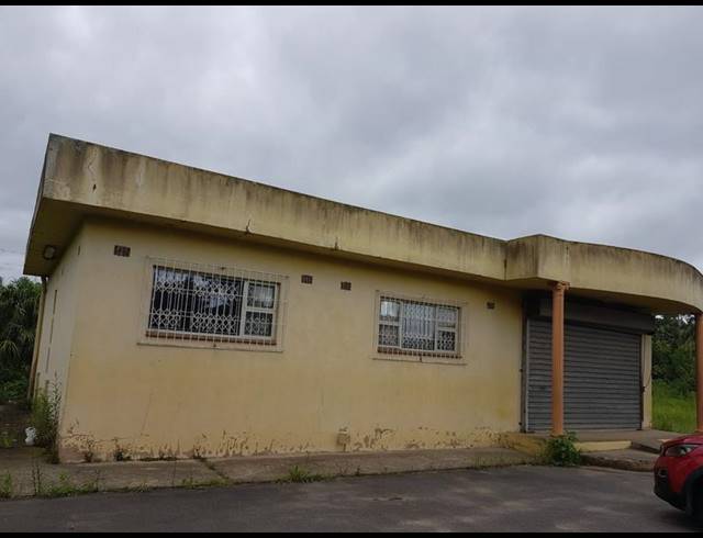 LAND FOR SALE IN ROSENEATH